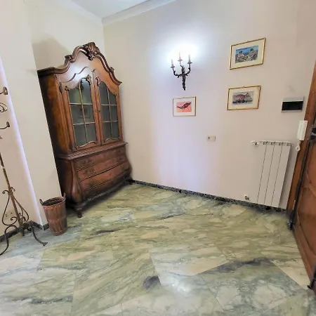 Pilloa Lägenhet La Spezia